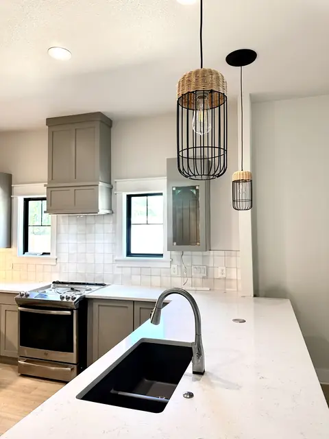 Hill Country Bungalow photo 21