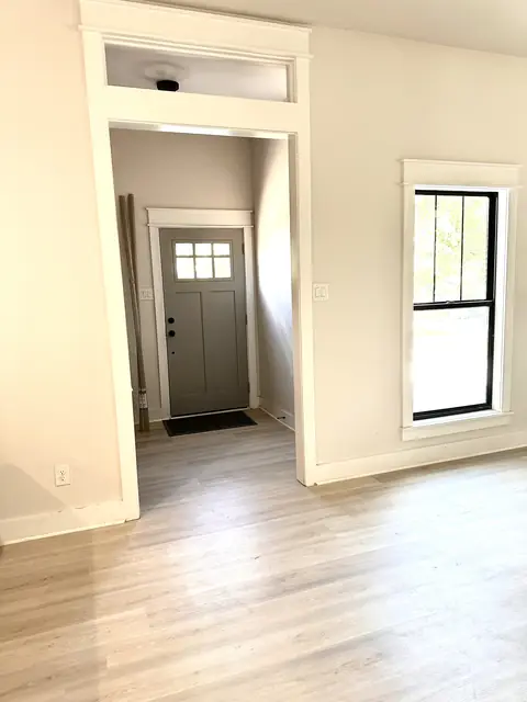 Hill Country Bungalow photo 22