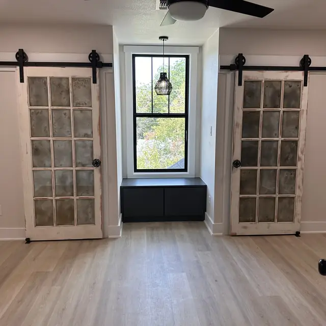 Hill Country Bungalow photo 32